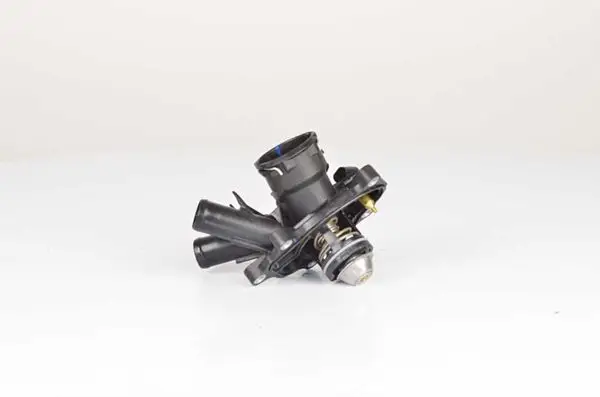Termostat Cgı W204-207-212  M271 09-