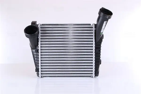 Radyatör VW Interkol Touareg 5.0 Cayenne 4.5 Sağ