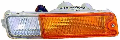 (Aydınlatma) / Tampon Sinyal Lambası Sağ-(Mitsubishi L200 99 / 05)