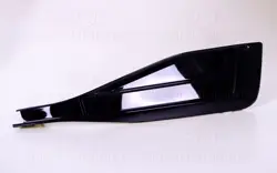 Tampon Izgarası Sağ Sıssız Parlak Siyah VW Passat 19 >