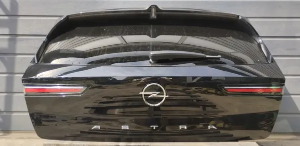 Opel Astra L (2022-2023) Sağ İç Stop Lambası