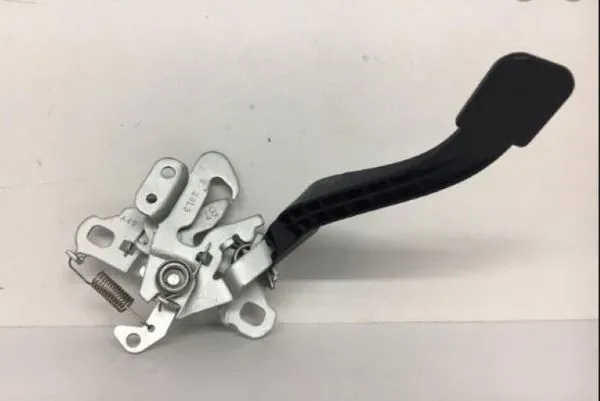 Motor Kaput Kilidi Orjınal Peugeot 301
