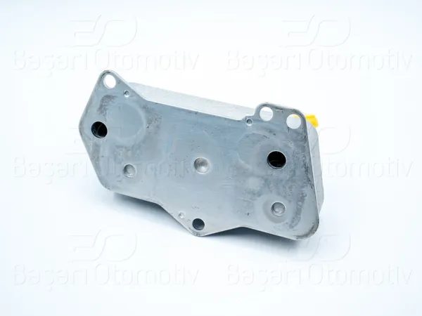 Yağ Soğutucusu Tek (Kutuksuz) VW Golf6 1.6 2.0 TDI 12 > Passat B8 2.0 TSI 2.0 TDI 14 > Tiguan 1.4 TSI 14 > Touran 2.0 TDI 15 > Audi A3 2.0 TFSI 2.0 TDI 04-16 Seat Alhambra 1.8 2.0 TSI 2.0 TDI 10-12 Altea 04-09