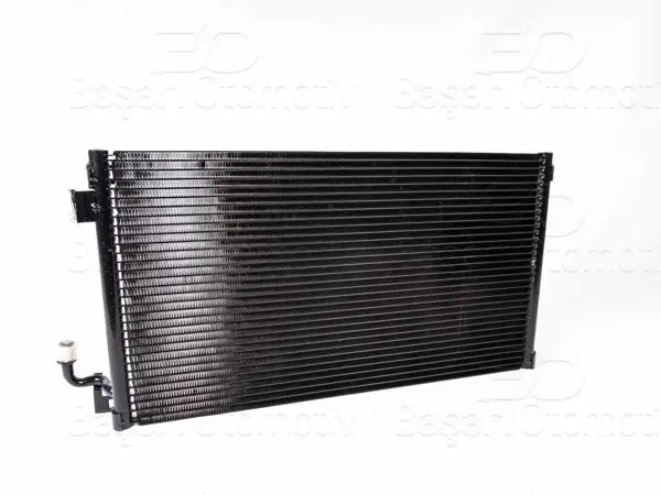Klima Radyatörü Mt-At 584X305 mm Citroen Saxo 98 >