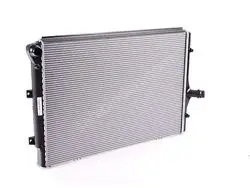 Volkswagen Passat 2005-2010 Model 2.0 TDI Motor Su Radyatörü
