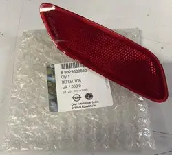 Opel Corsa F Arka Sağ Reklektör Orijinal