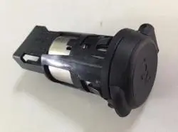 Peugeot 301 12 Volt Giriş Soketi Komple Orijinal